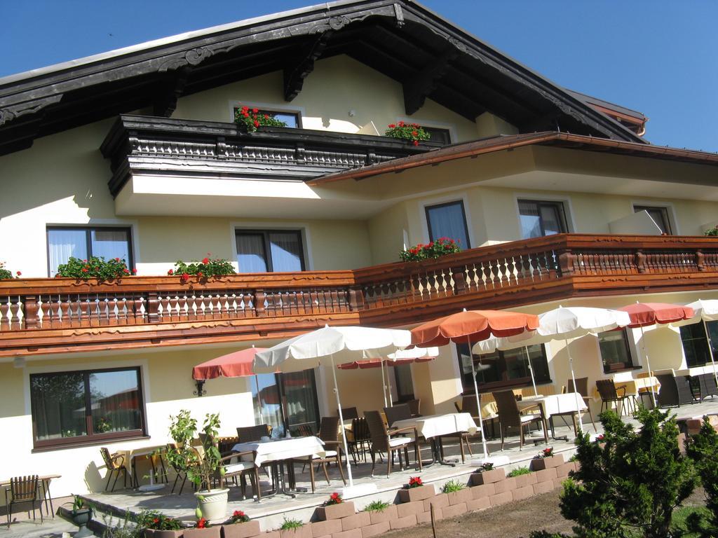 Pension Schloemmer Sankt Gilgen Exterior photo