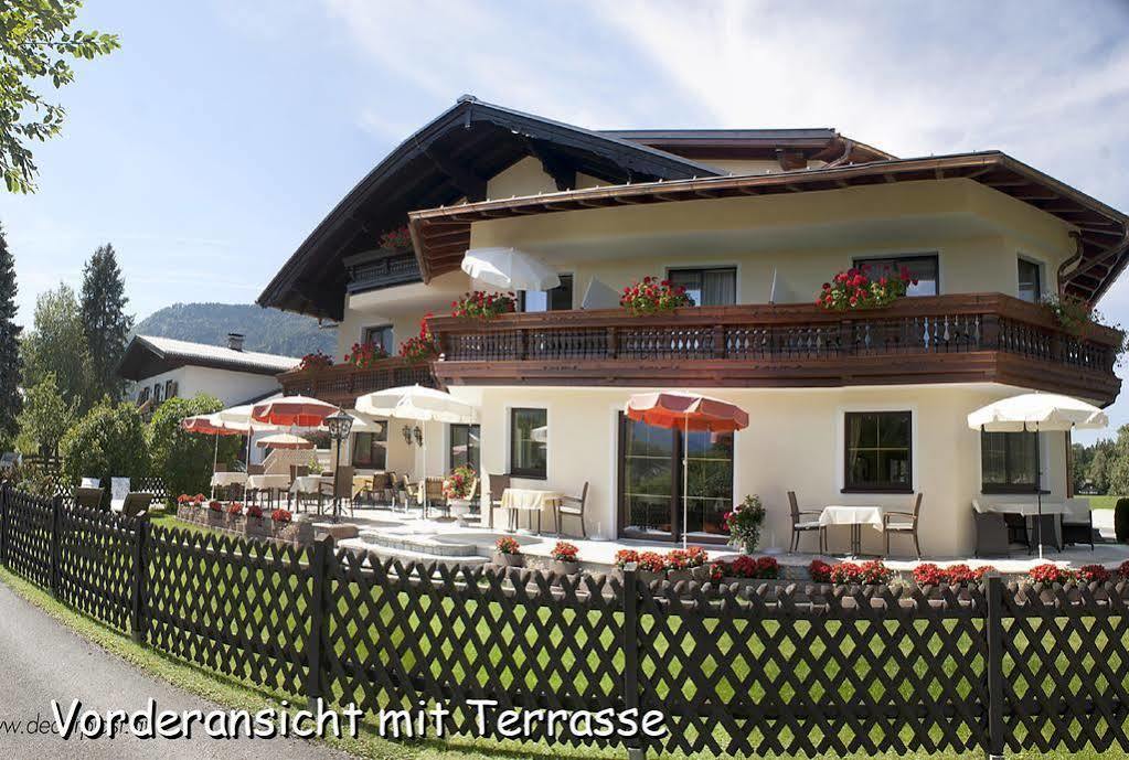 Pension Schloemmer Sankt Gilgen Exterior photo